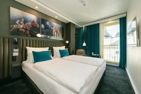 Motel One Berlin Ku'Damm - 15