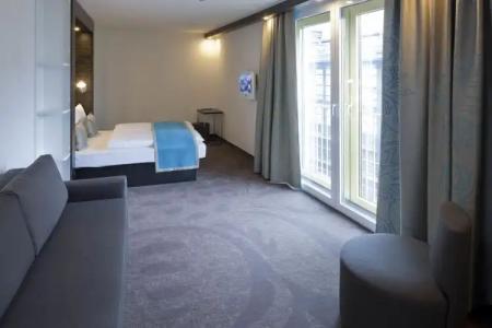 Motel One Berlin Ku'Damm - 24