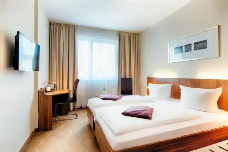 B&B Berlin City-Ost - 4