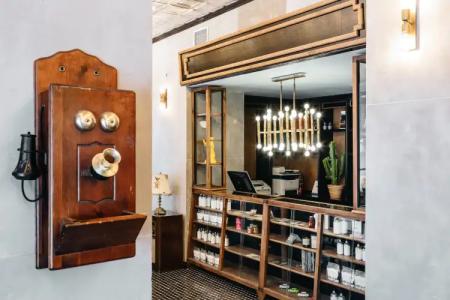 Max Brown Ku'damm, part of Sircle Collection - 24