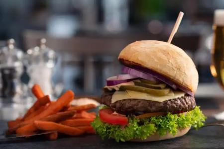 Courtyard by Marriott Berlin City Center - 12