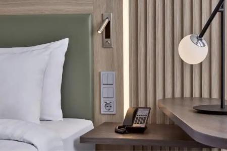 Courtyard by Marriott Berlin City Center - 43