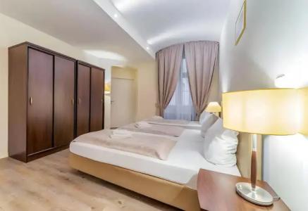 Upper Room Kurfürstendamm - 47