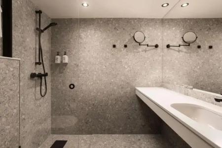 Upper Room Kurfürstendamm - 20