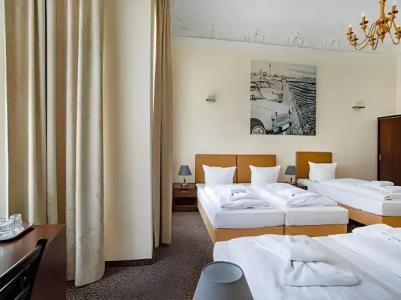 Upper Room Kurfürstendamm - 41