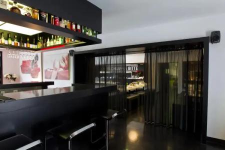 Gat Point Charlie - 15