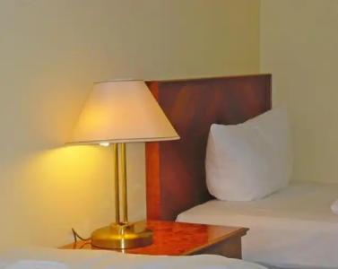 Amadeus Central - 31