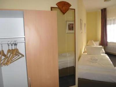 Amadeus Central - 35