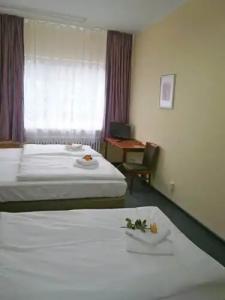 Amadeus Central - 68