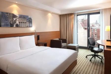 Hampton by Hilton Berlin City West - 40