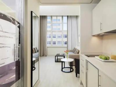 H10 Berlin Ku'damm - 53