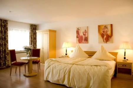 Kölner Hof Refrath - 6