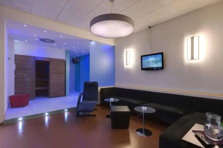 Best Western Ambassador - 15