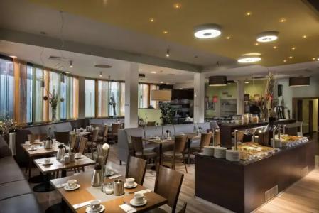 Best Western Ambassador - 30