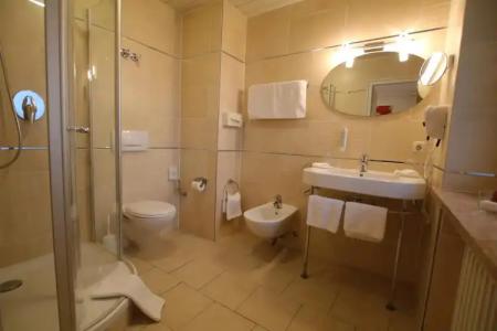 ANGERHOF Kur- und Thermenhotel - 9