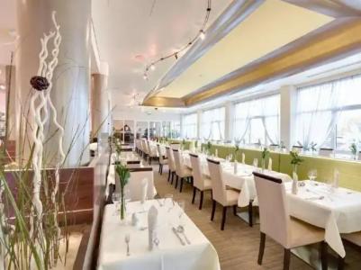 KurPyramide Bad Windsheim - 14