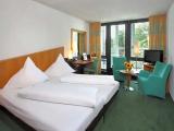 Comfort room with park view