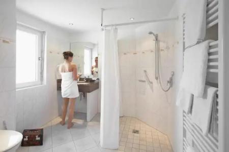 Akzent Atrium Baden - 38