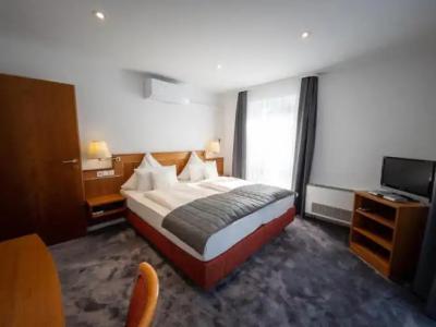 Akzent Atrium Baden - 53