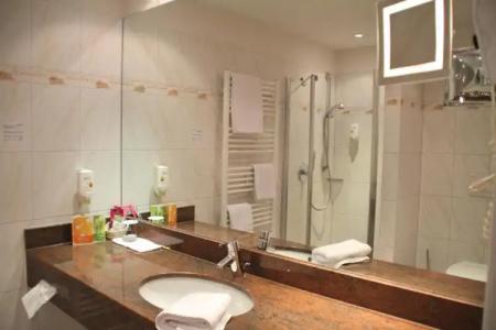 Akzent Atrium Baden - 32