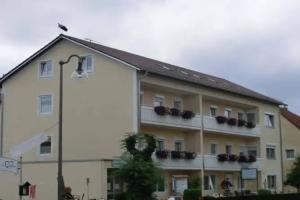 Pension Eichschmid / Roll'n Biergarten, Bad Gogging