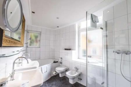 HELIOPARK Bad Zum Hirsch - 8