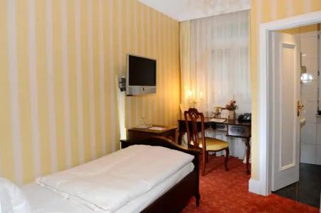 HELIOPARK Bad Zum Hirsch - 5