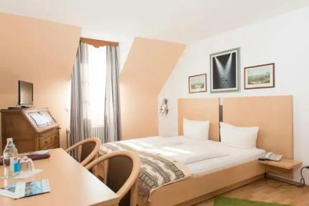 am Friedrichsbad - 4