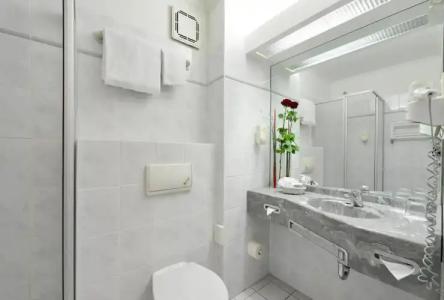 RheinVier Jahreszeiten - 10