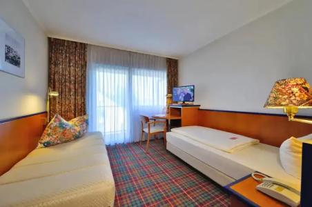 RheinVier Jahreszeiten - 11