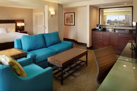 DoubleTree by Hilton Alana - Waikiki Beach - 64