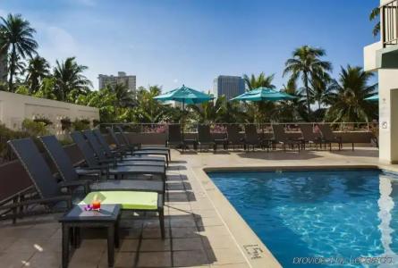 DoubleTree by Hilton Alana - Waikiki Beach - 17
