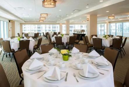DoubleTree by Hilton Alana - Waikiki Beach - 27