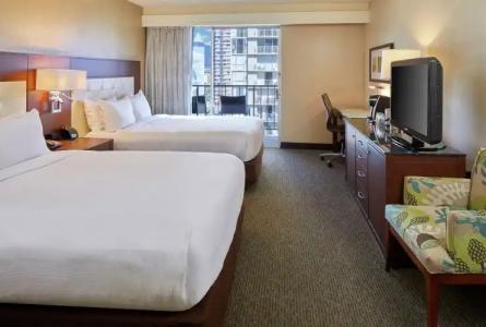 DoubleTree by Hilton Alana - Waikiki Beach - 39
