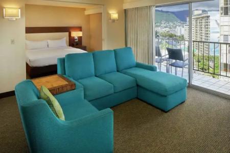 DoubleTree by Hilton Alana - Waikiki Beach - 65