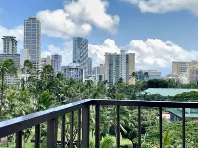 DoubleTree by Hilton Alana - Waikiki Beach - 25