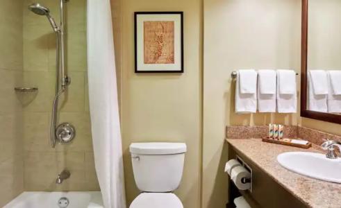 Hilton Hawaiian Village Waikiki Beach Resort - 83