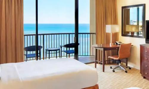 Hilton Hawaiian Village Waikiki Beach Resort - 59