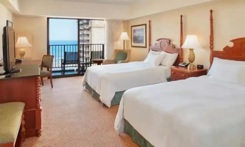 Hilton Hawaiian Village Waikiki Beach Resort - 76