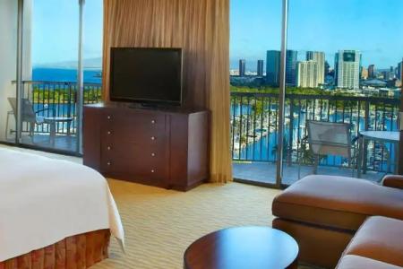 Hilton Hawaiian Village Waikiki Beach Resort - 351