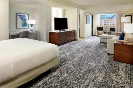 Hilton Hawaiian Village Waikiki Beach Resort - 203