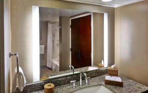 Hilton Hawaiian Village Waikiki Beach Resort - 311