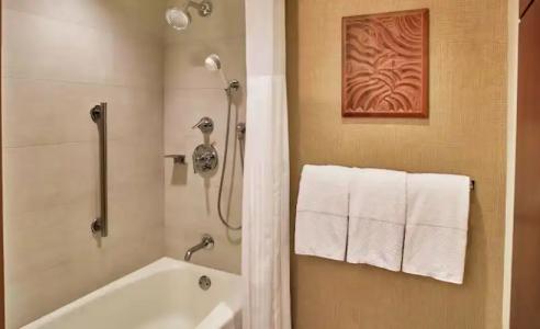 Hilton Hawaiian Village Waikiki Beach Resort - 308