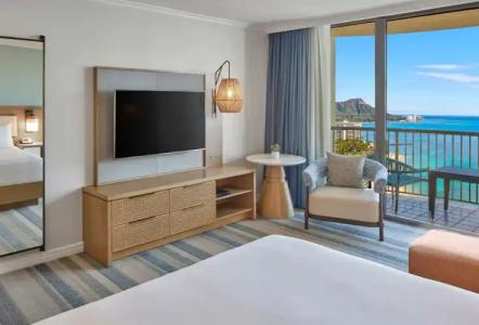 Hilton Hawaiian Village Waikiki Beach Resort - 61