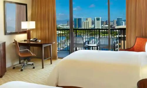 Hilton Hawaiian Village Waikiki Beach Resort - 41