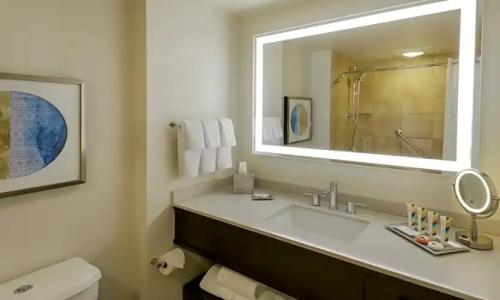 Hilton Hawaiian Village Waikiki Beach Resort - 129