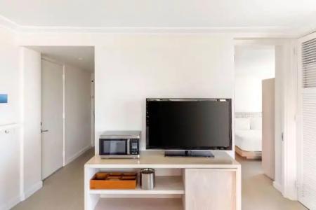 Hilton Vacation Club The Modern Honolulu - 77