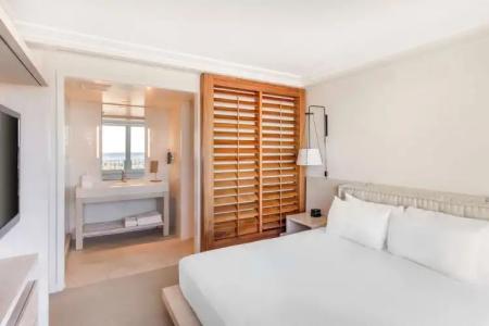 Hilton Vacation Club The Modern Honolulu - 71