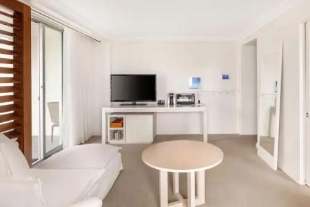 Hilton Vacation Club The Modern Honolulu - 72