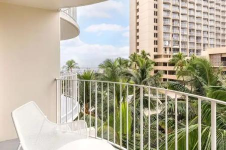 Hilton Vacation Club The Modern Honolulu - 58